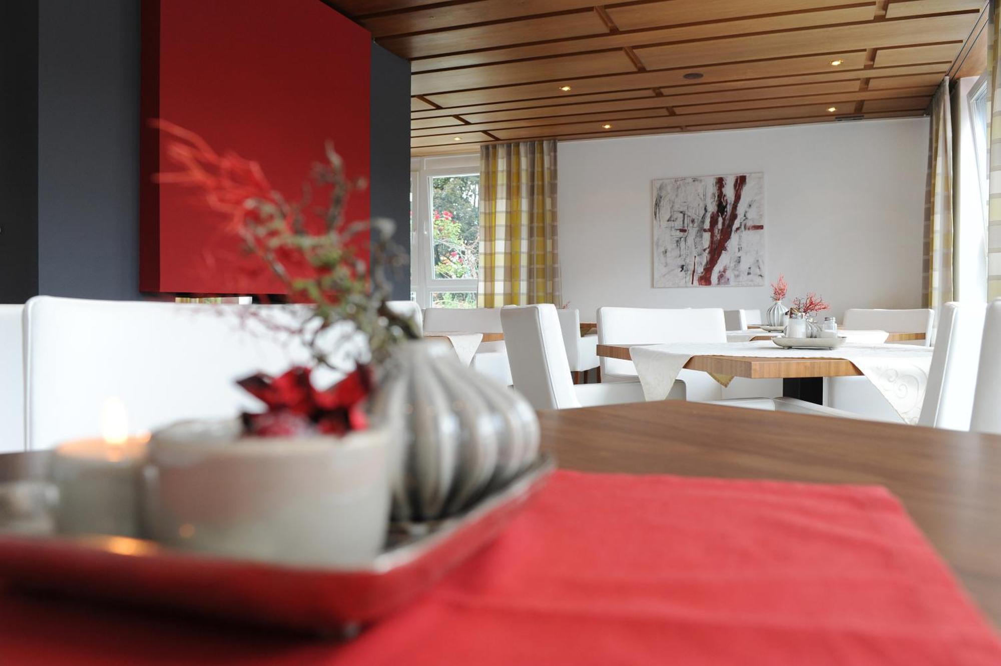 Hotel Kapeller อินส์บรุค ภายนอก รูปภาพ