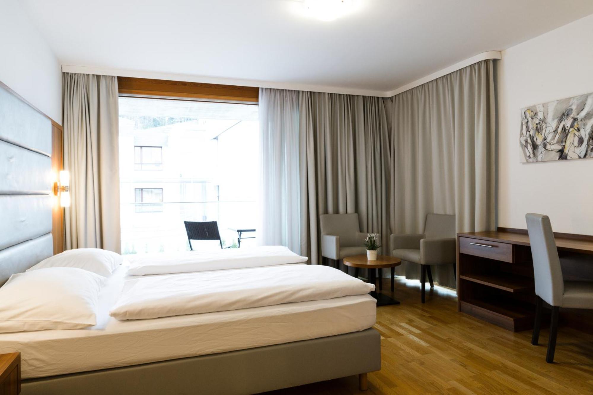 Hotel Kapeller อินส์บรุค ภายนอก รูปภาพ