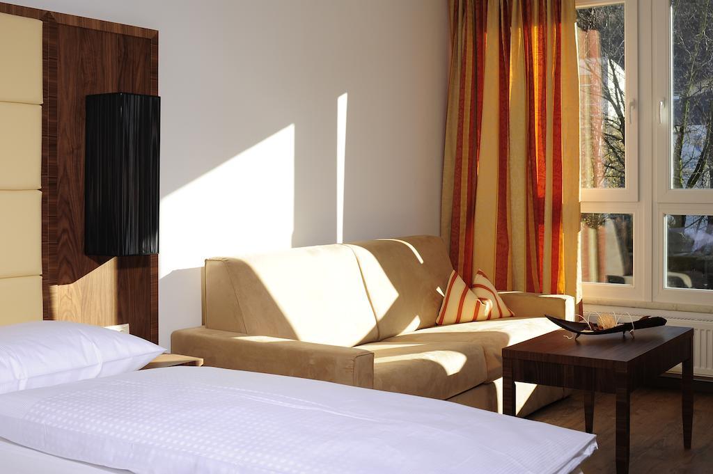Hotel Kapeller อินส์บรุค ภายนอก รูปภาพ